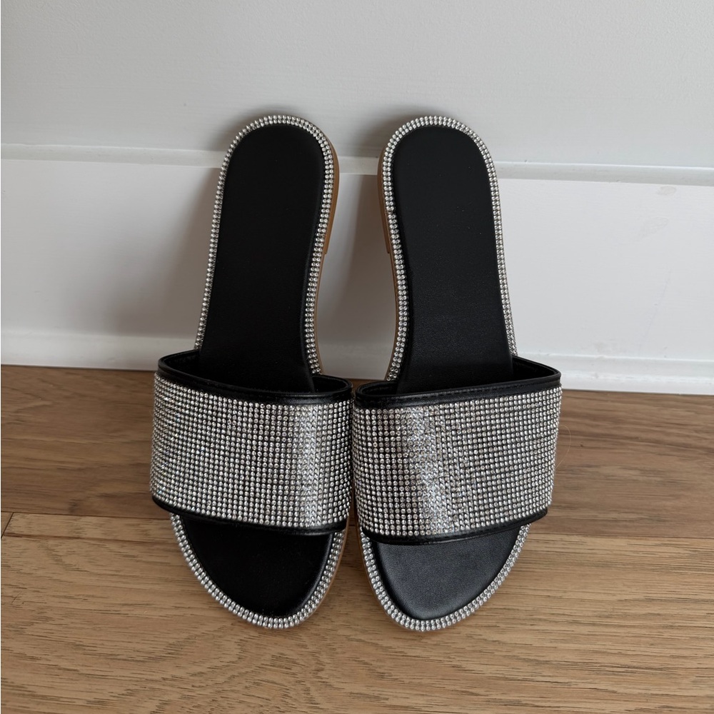 Glamorous Black and Silver Women's Sandals
